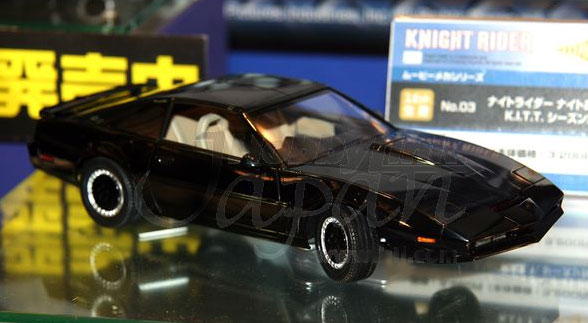 Knight Rider 1982 Season 4 K.I.T.T. 1/24 Scale Model Kit by Aoshima - Click Image to Close