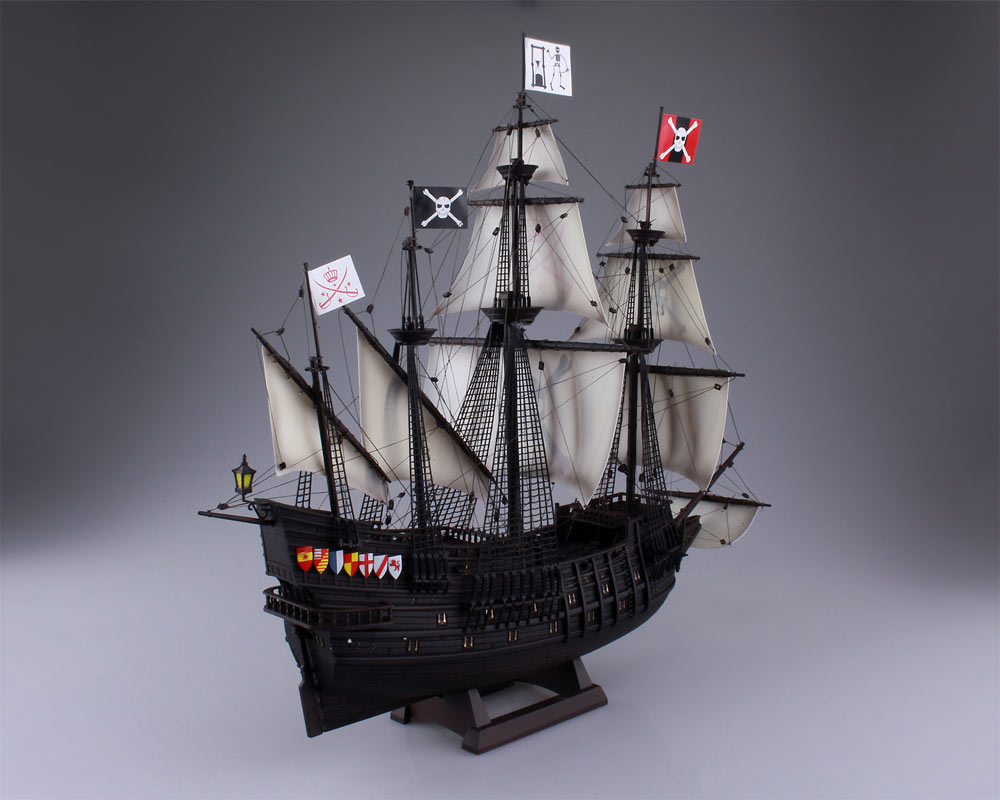 Pirate Ship 1/100 Scale Model Kit by Aoshima Japan - Click Image to Close