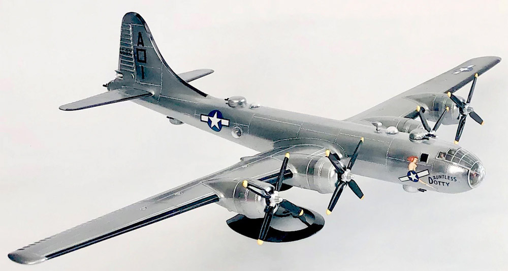 Boeing B-29 Superfortress 1/120 Scale Model Kit with Swivel Stand by Atlantis - Click Image to Close
