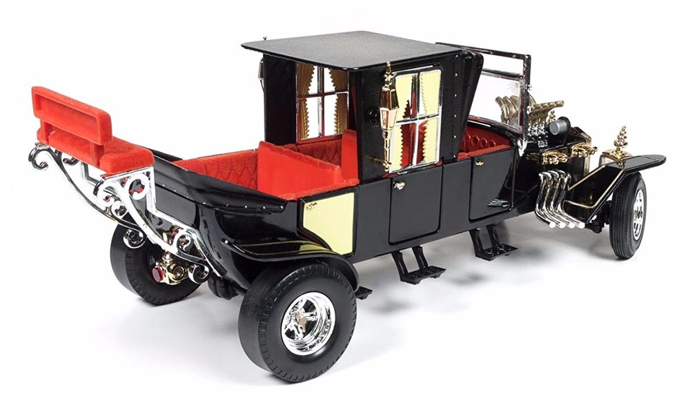 Munsters Koach 1/18 Scale George Barris Diecast Replica - Click Image to Close