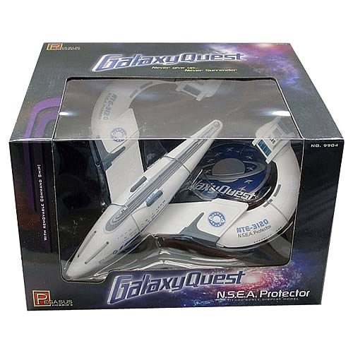Galaxy Quest NSEA Protector Ship Preassembled Display OOP