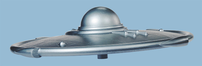 Plan 9 From Outer Space Flying Saucer Model Kit by Polar Lights Lindberg Re-Issue - Click Image to Close