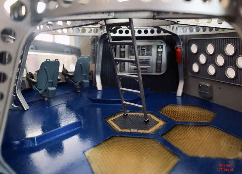 Voyage to the Bottom of the Sea Flying Sub 1/32 Scale Deluxe Model Kit by Moebius - Click Image to Close