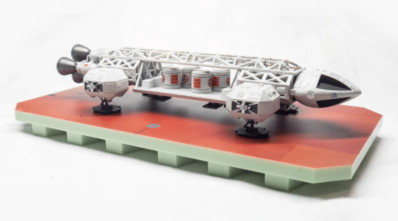 Space: 1999 Pallet Eagle 10 Inch Special Limited Edition Die-Cast Replica "Breakaway" - Click Image to Close