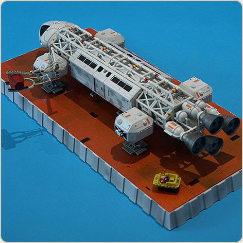 Space 1999 Eagle Transporter 12" Die Cast Set 3: The Exiles by Sixteen 12 - Click Image to Close