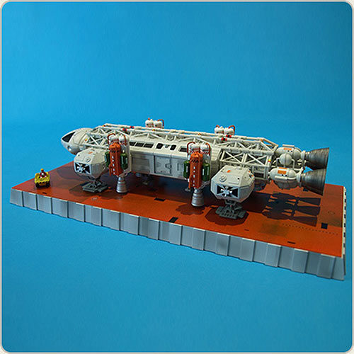 Space 1999 Eagle Transporter 12" Die Cast Set 4: New Adam New Eve by Sixteen 12 - Click Image to Close