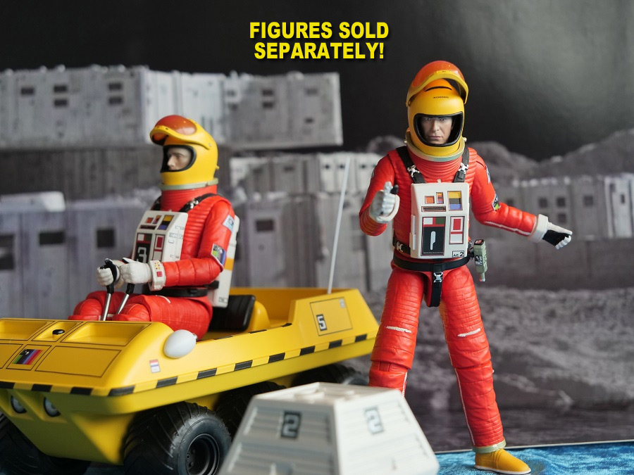 Space 1999 Alan Carter in Definitive Alpha Spacesuit 6 Inch Figure with 1/12 Scale Moonbuggy Replica Deluxe Set - Click Image to Close