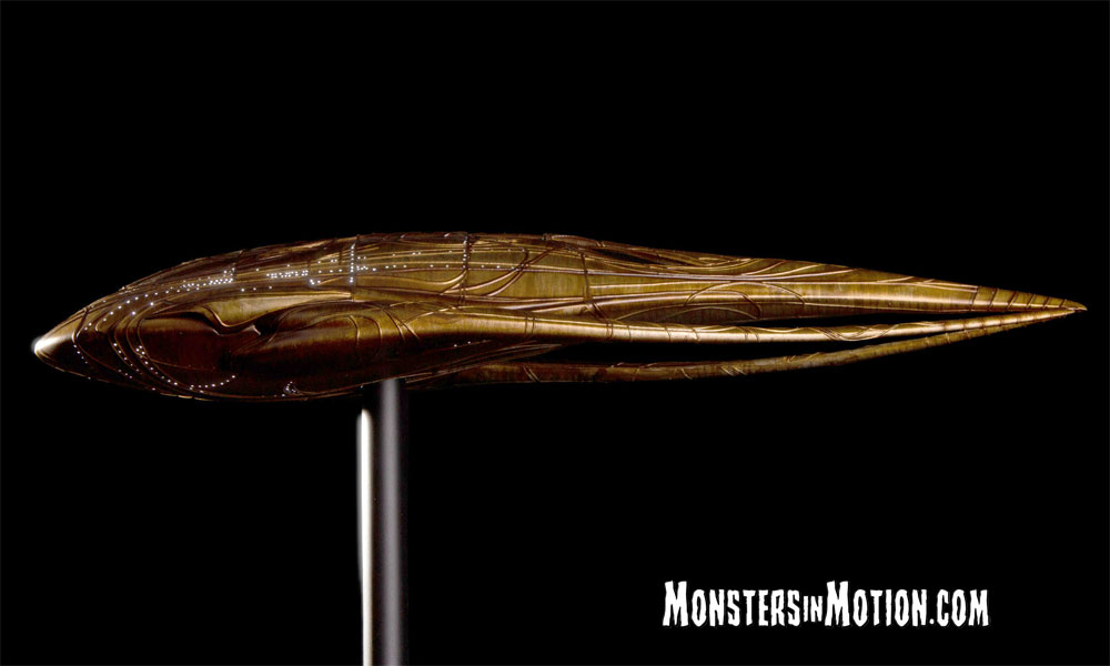 Farscape TV Series Moya Leviathan Spaceship Replica Model - Click Image to Close