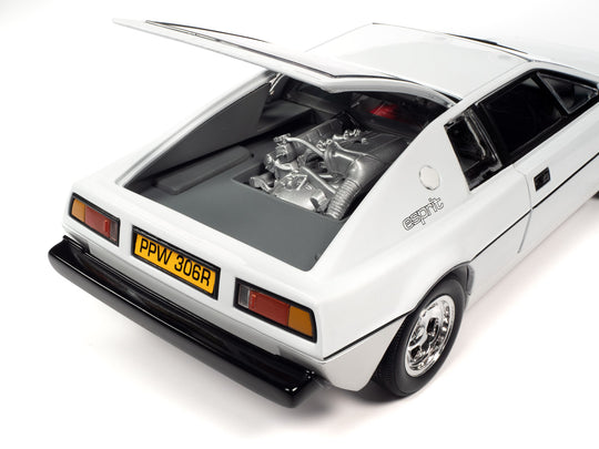 James Bond 1971 Spy Who Loved Me 1/18 Lotus Esprit Diecast Car - Click Image to Close