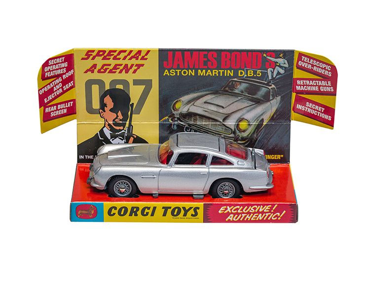 James Bond 007 Goldfinger Aston Martin DB-5 Diecast Replica by Corgi - Click Image to Close