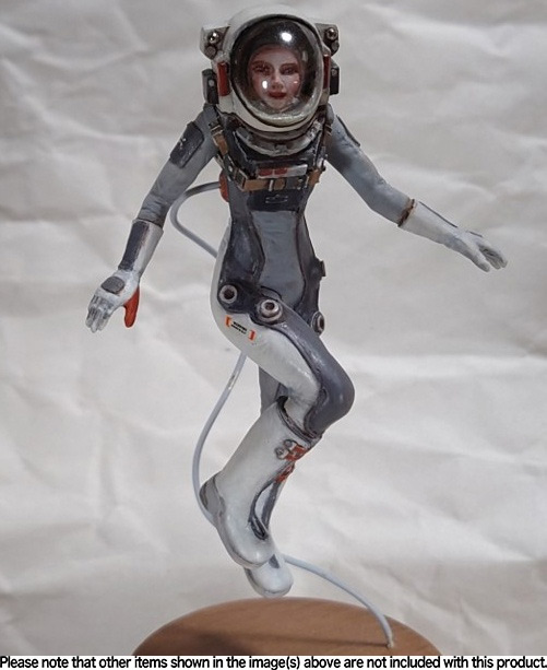 Maschinen Krieger SF3D Female Astronaut 1/20 Scale Model Kit - Click Image to Close