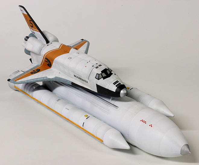 James Bond 007 Moonraker 1/200 Scale Space Shuttle with Booster Rocket Model Kit RE-Issue - Click Image to Close