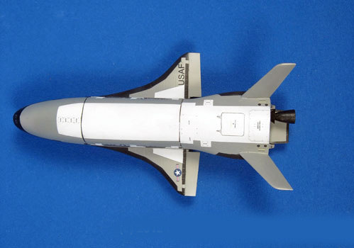 Boeing X-37B Top Secret Space Plane 1/48 Scale Model Kit - Click Image to Close