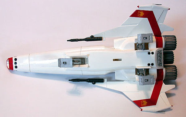 Battlestar Galactica 2003 Colonial Viper MK II 1/32 Scale Model Kit with Pilot by Moebius - Click Image to Close