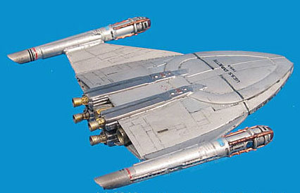 United Earth Type-3 Warp Ship U.E.S.S. Emmette 1:100 Model Kit - Click Image to Close