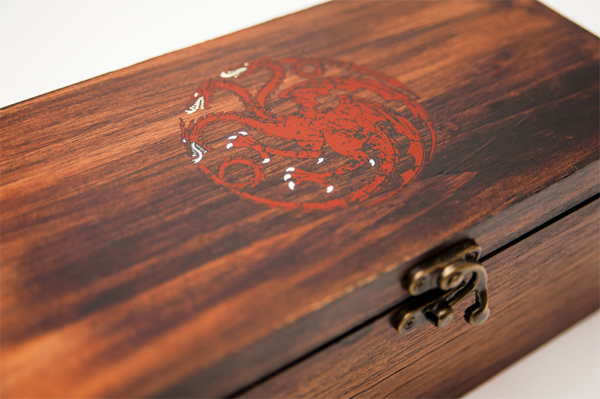 Game of Thrones Dragon Egg Prop Replica Set in Wooden Box Targaryen Edition* NEW