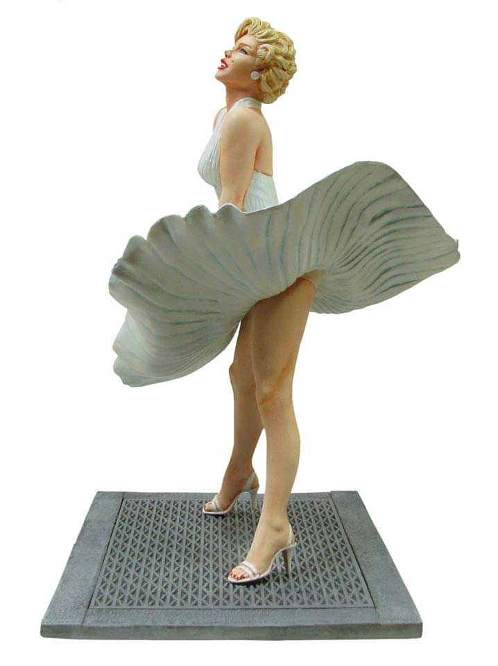 Marilyn Monroe The Girl 1/8 Scale Model Kit - Click Image to Close