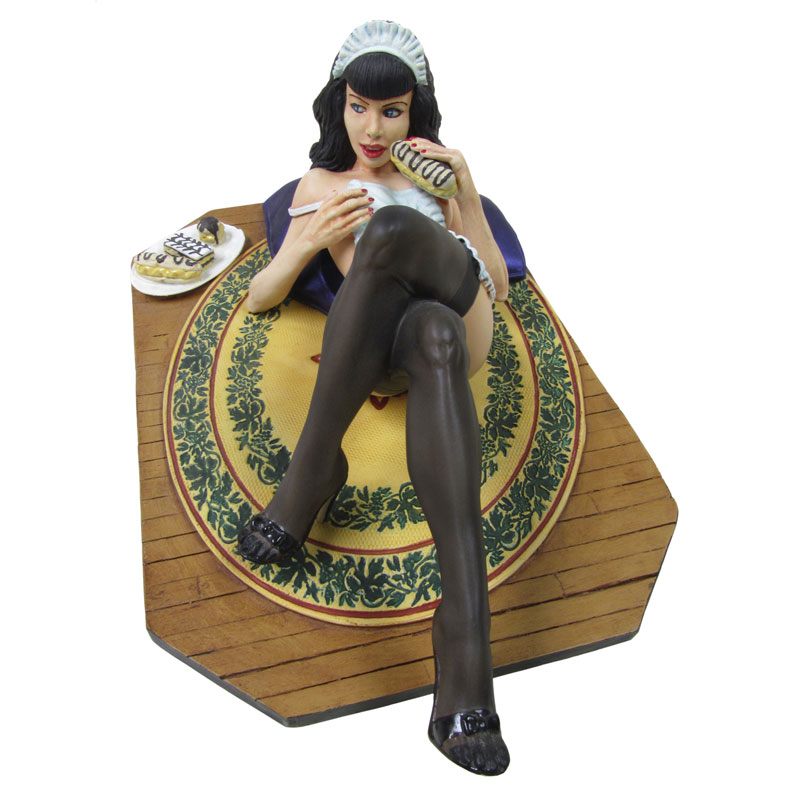 Bettie Page French Pastry 1/8 Scale Model Kit - Click Image to Close