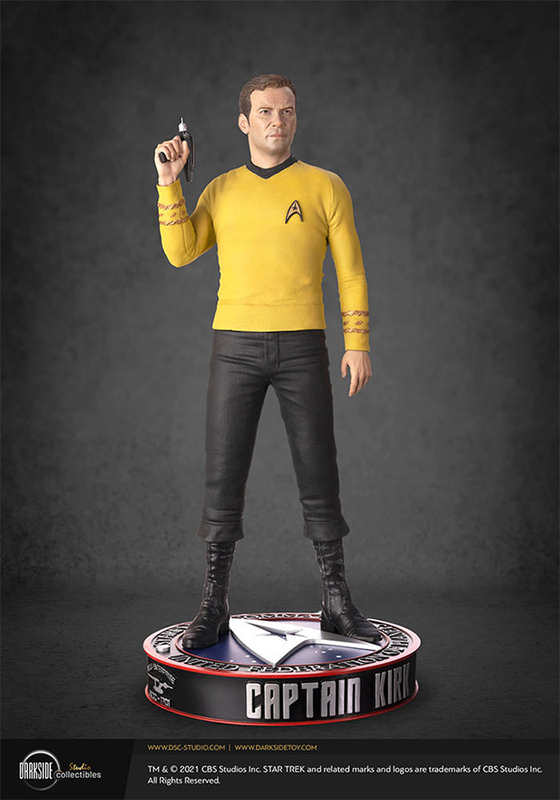 Star Trek Captain James T. Kirk 1/3 Scale Statue