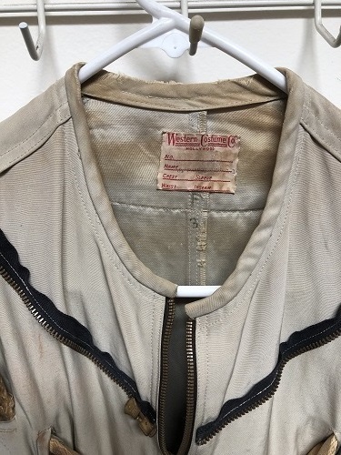 Flight Suit Wardrobe Prop From Various 1960s Sci-Fi, TV, and Movies (Outer Limits, I Love Lucy, Robinson Crusoe on Mars) - Click Image to Close