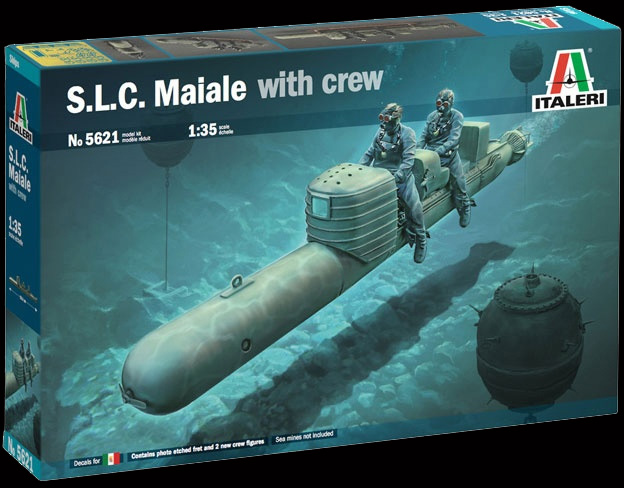 Italian Navy S.L.C. Maiale Human Torpedo with Crew Figures 1/35 Scale Model Kit - Click Image to Close