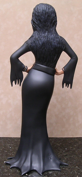 Elvira Mistress Of The Dark 1/4 Scale 22.5" Tall Resin Model Kit - Click Image to Close