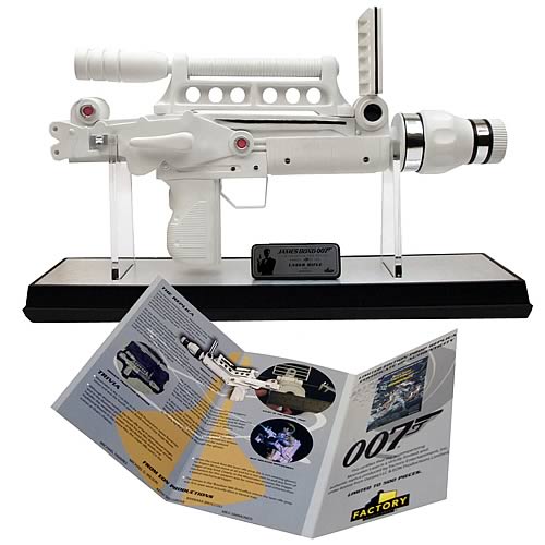 James Bond 007 Moonraker Laser Prop Replica Limited Edition LTD - Click Image to Close