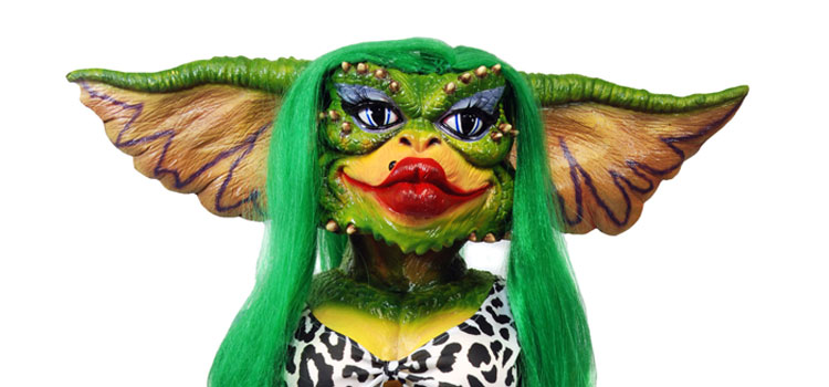 Gremlins 2 Greta Lifesize Puppet Prop Replica - Click Image to Close