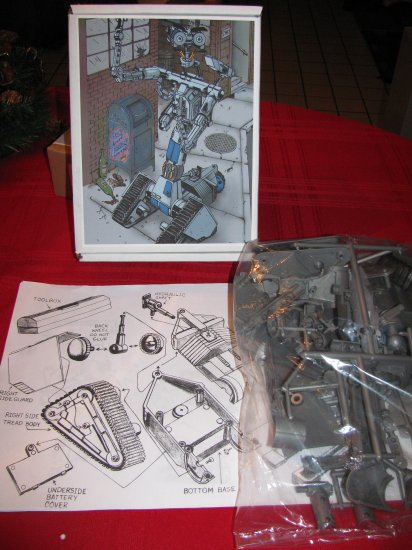 Johnny V 13 Inch Model Assembly Kit - Click Image to Close