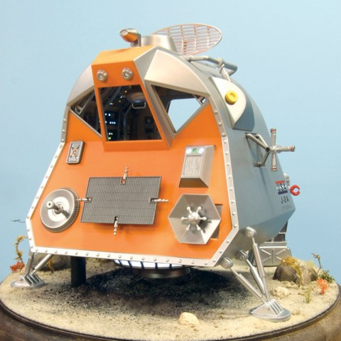Lost In Space Space Pod Finished & Painted Display - Click Image to Close