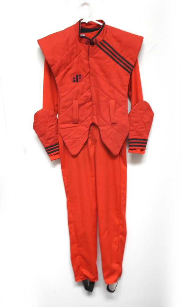 V TV Series Final Battle Visitor Costume Wardrobe Prop