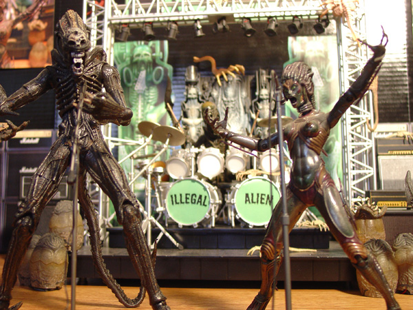 Alien Rock Band Diorama - Click Image to Close