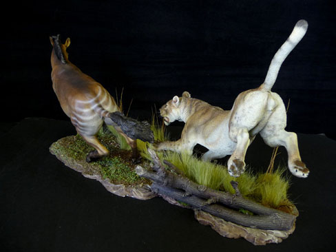 3 Toed Horse vs Saber Tooth Machairodus Model Kit SPECIAL ORDER - Click Image to Close