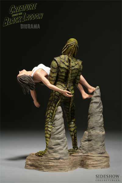 Creature from the Black Lagoon Diorama Statue - Click Image to Close