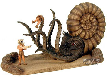 Mysterious Island Nautaloid Mini Chess Statue - Click Image to Close