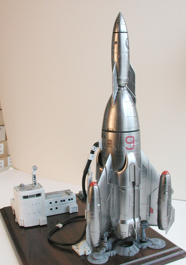 Mercury 9 Rocket 1/350 Scale Model Kit - Click Image to Close