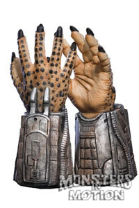 Predator Hands Child - Click Image to Close