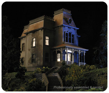 Psycho Bates Mansion House Model Kit Polar Lights - Click Image to Close