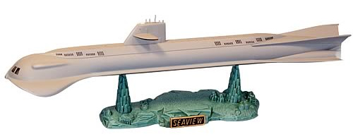Voyage to the Bottom of the Sea Seaview 1/350 Scale Model Kit by Moebius - Click Image to Close