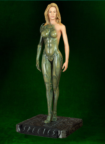 Species 1:4 Sil Polystone Statue-Limited 500 - Click Image to Close