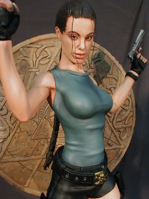 Raider Girl With LT1 Fantasy Base 1/6 Scale - Click Image to Close