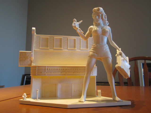 Attack Of The 50 Foot Woman Model Kit #1 Theater Diorama Version SPECIAL ORDER - Click Image to Close